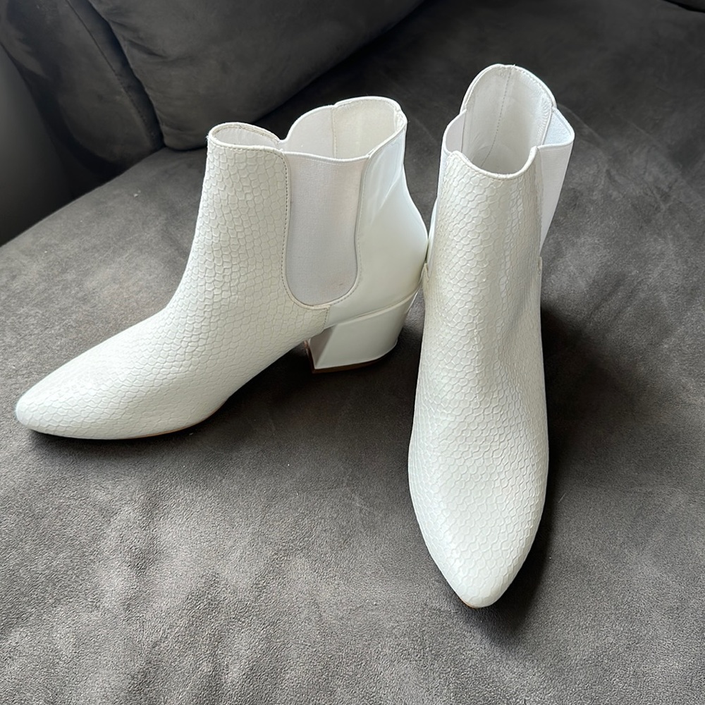 White patent leather Vintage Havana white booties